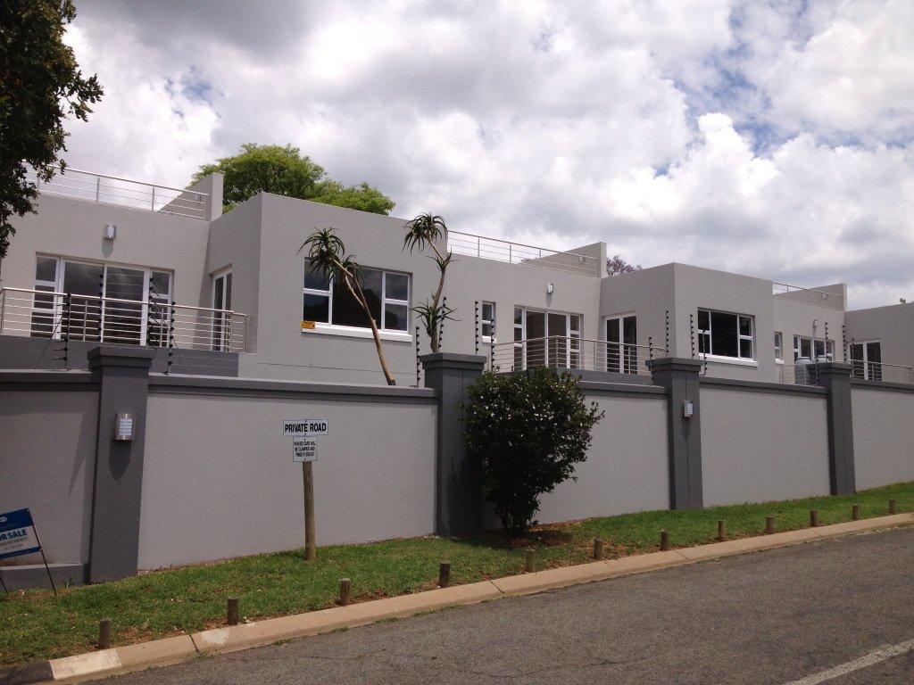 Residential complex — aluminium windows throughout